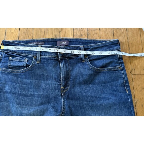 NYDJ Marilyn Crop Jeans Cuffed Medium Wash Women's size 12 - Picture 11 of 14